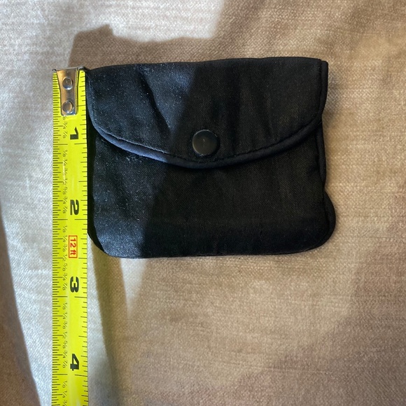 Travel Mirror Bachelorette 'Single Lady' Graphics Pewter Black Satin Pouch Fun - Picture 8 of 10